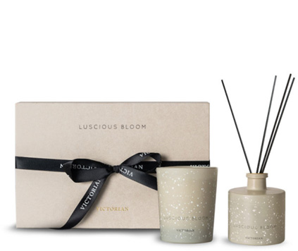 Luscious Bloom Candle/diffuser box