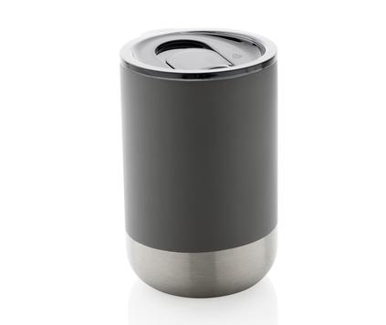 Mugg i återvunnet stål