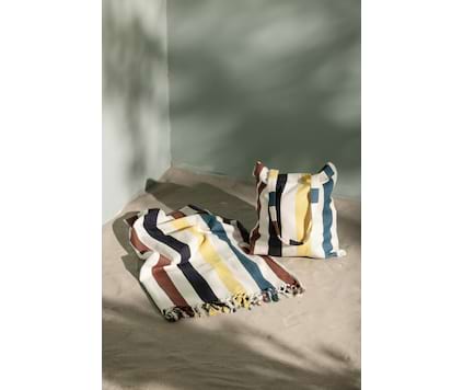 Hamamhandduk I återvunnen material - blå rand inklusive totebag