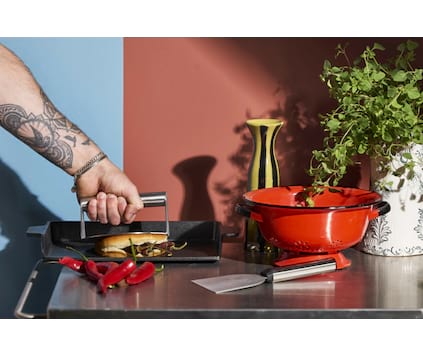 Yokama gjutjärnsbricka med smashburger-kit från miksayo