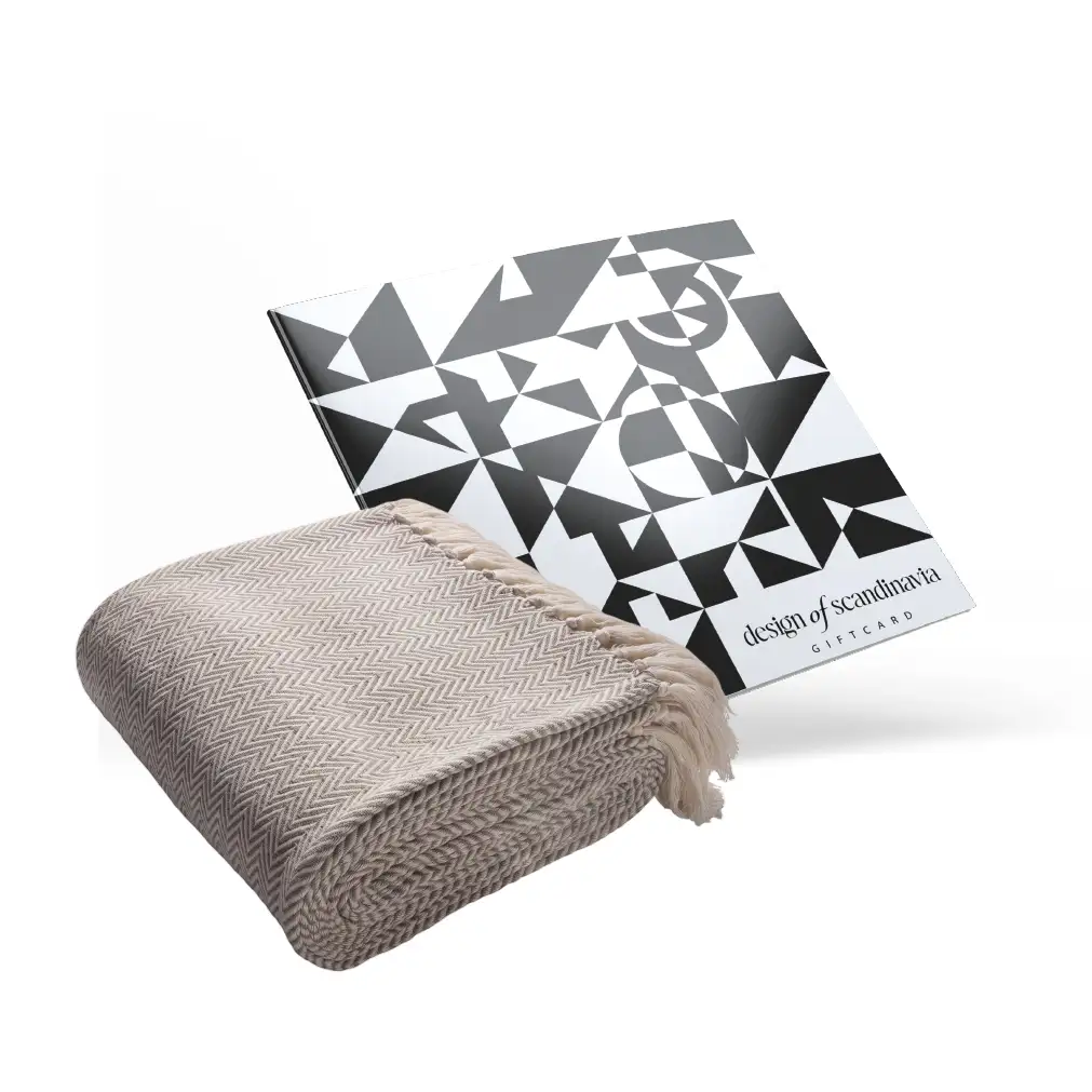 Design of Scandinavia Giftcard + Pläd i återvunnen bomull
