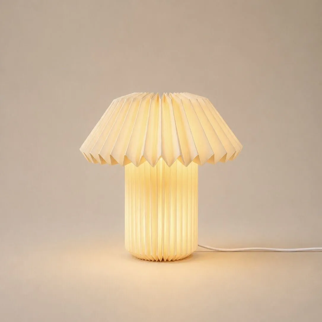 Kalma Living Room Kit – lampa och inredning – bild 4